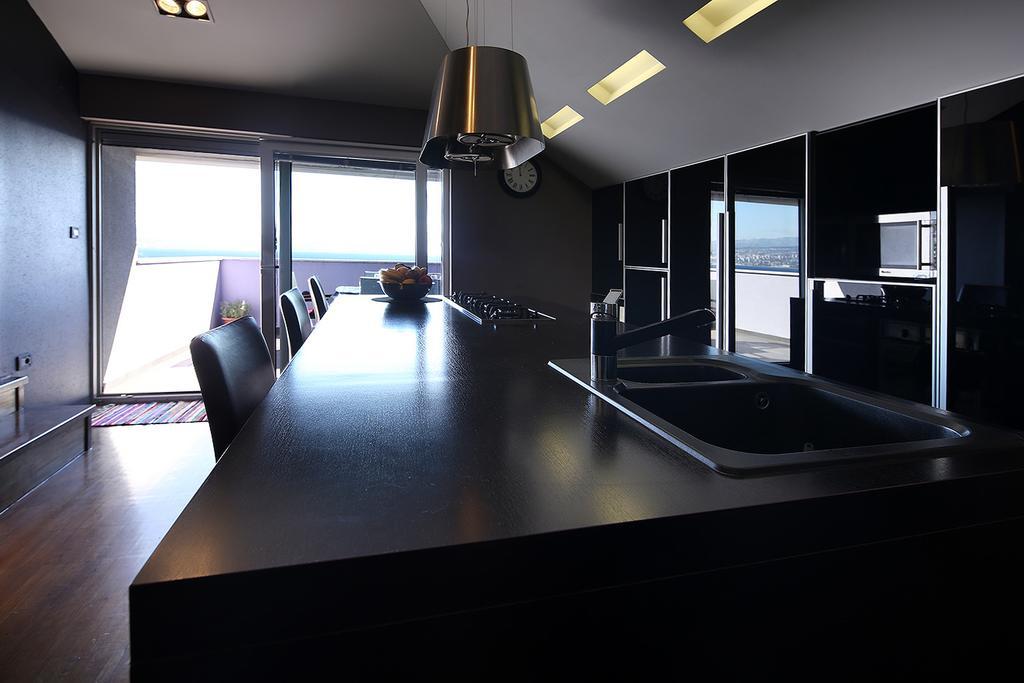 Unique Apartment โอปาติยา ภายนอก รูปภาพ